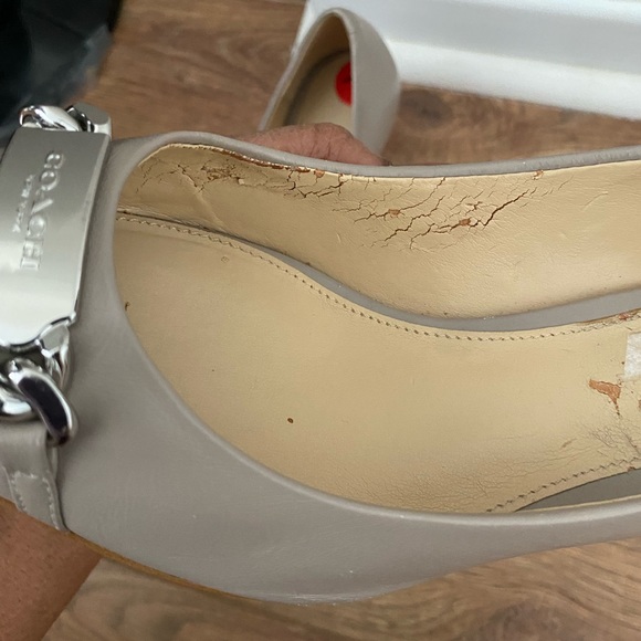 Coach shoes Leather Heels with black tip size 7/12 - Picture 5 of 6